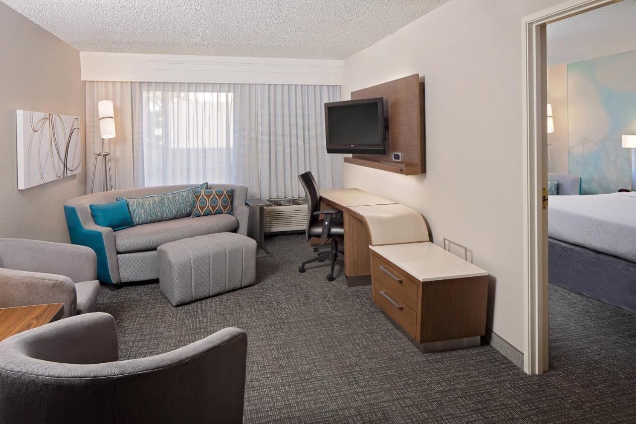 Готель Courtyard Houston Westchase Екстер'єр фото